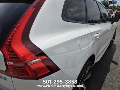 2023 Volvo XC60 B5 Ultimate Dark Theme