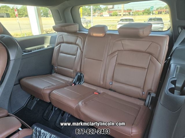 2027 Lincoln Navigator Reserve