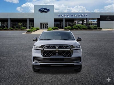 2027 Lincoln Navigator Reserve