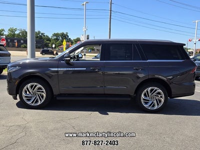 2026 Lincoln Navigator Premiere