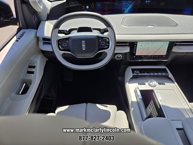 2026 Lincoln Navigator Premiere