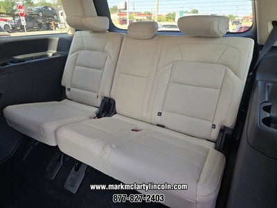 2027 Lincoln Navigator Premiere