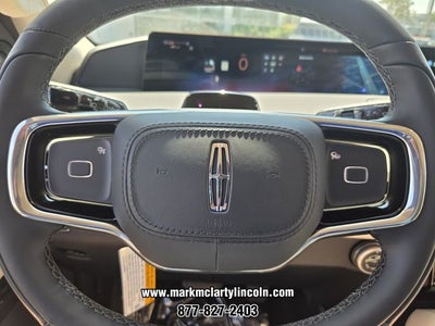 2027 Lincoln Navigator Premiere