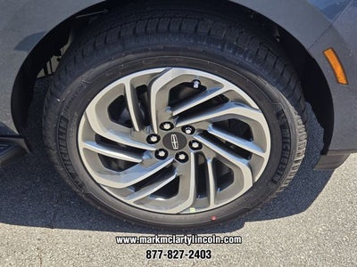 2027 Lincoln Navigator Premiere
