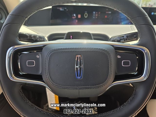 2027 Lincoln Navigator Premiere