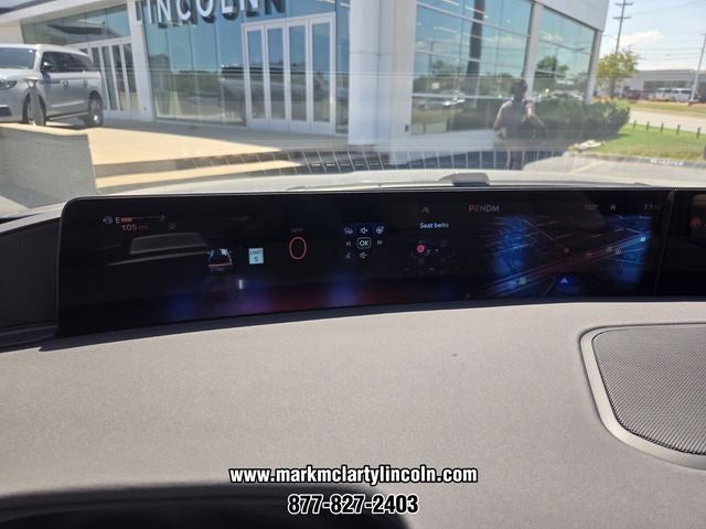 2027 Lincoln Navigator Premiere