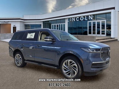 2027 Lincoln Navigator Premiere