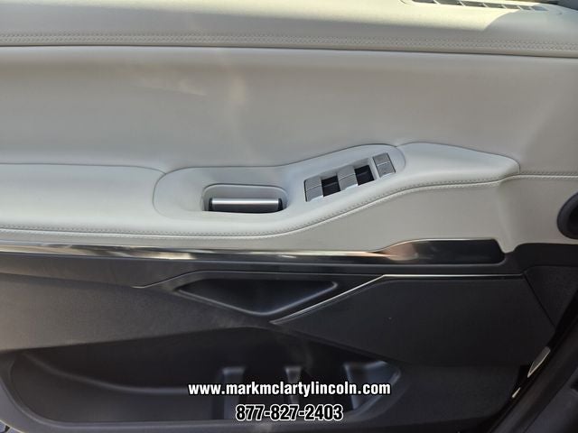 2026 Lincoln Navigator Premiere