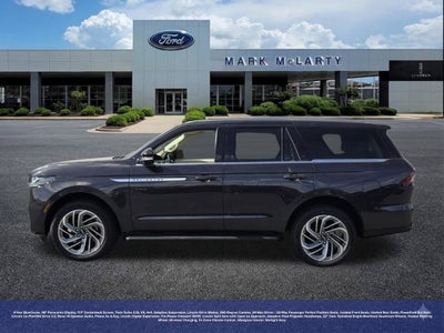 2027 Lincoln Navigator Premiere