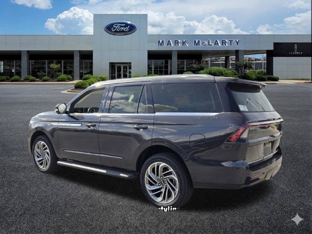 2027 Lincoln Navigator Premiere