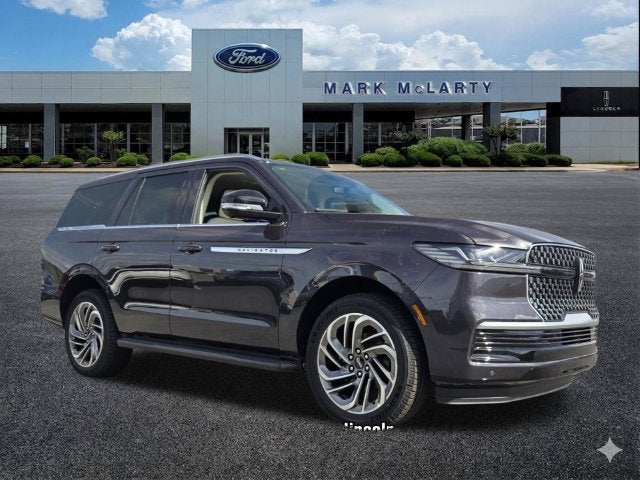 2027 Lincoln Navigator Premiere