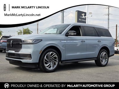 2027 Lincoln Navigator Premiere