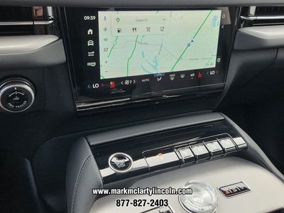 2027 Lincoln Navigator Premiere