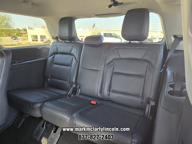 2027 Lincoln Navigator Premiere