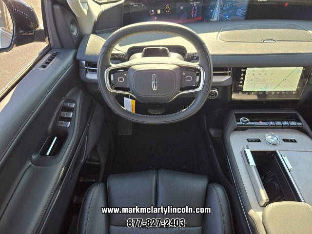 2027 Lincoln Navigator Premiere