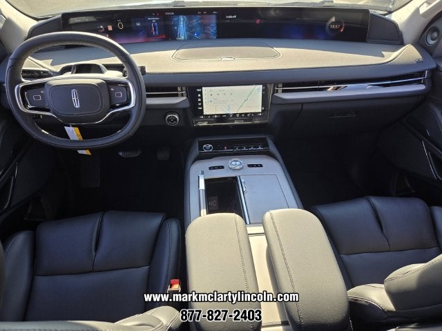 2027 Lincoln Navigator Premiere