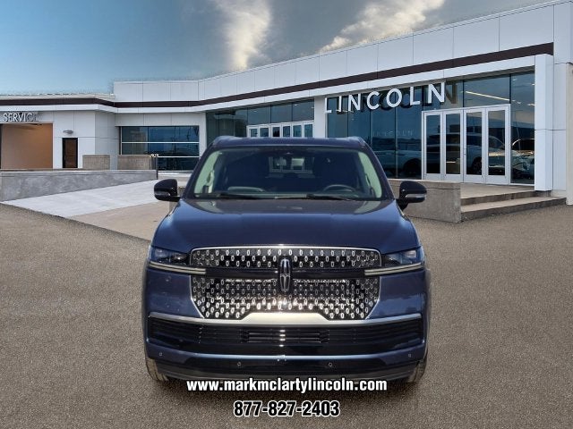 2027 Lincoln Navigator Premiere