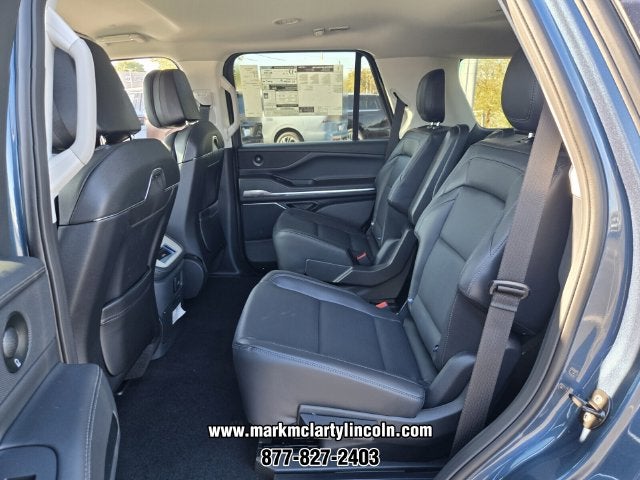 2027 Lincoln Navigator Premiere