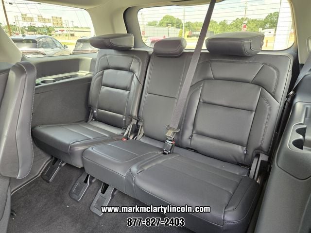 2027 Lincoln Navigator Premiere