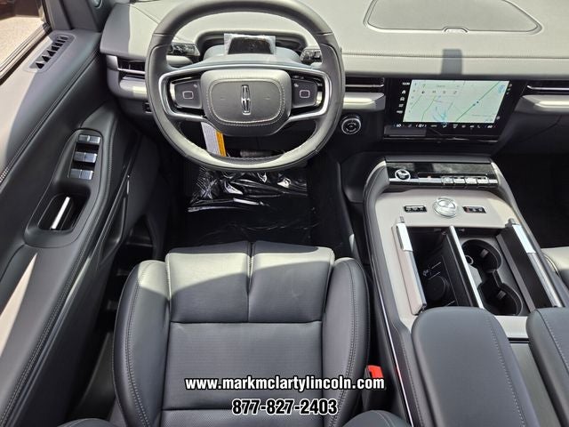 2027 Lincoln Navigator Premiere