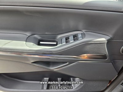 2027 Lincoln Navigator Premiere