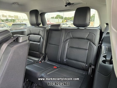 2027 Lincoln Navigator Premiere