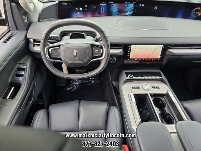 2027 Lincoln Navigator Premiere