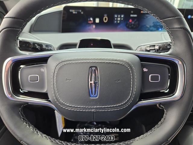 2027 Lincoln Navigator Premiere