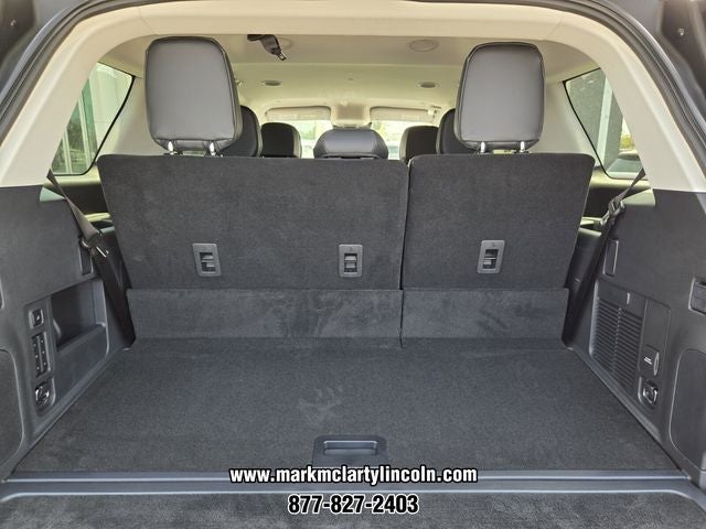 2027 Lincoln Navigator Premiere