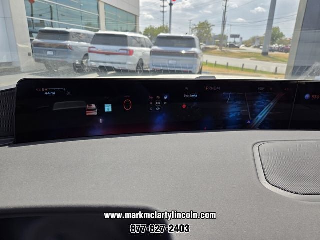 2027 Lincoln Navigator Premiere