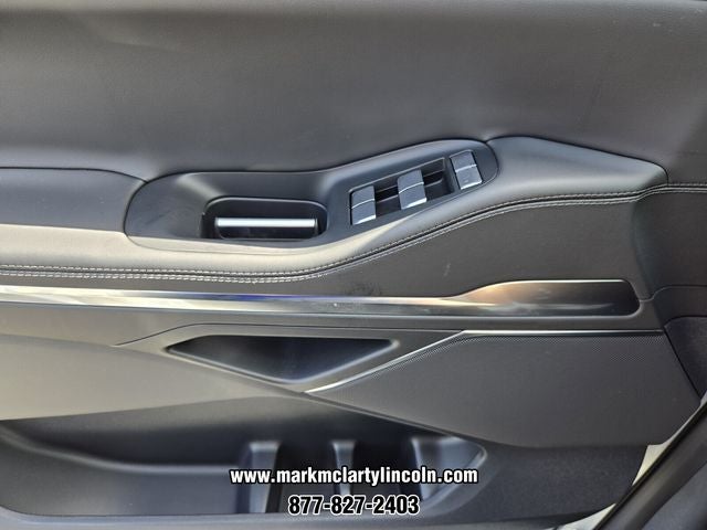 2027 Lincoln Navigator Premiere