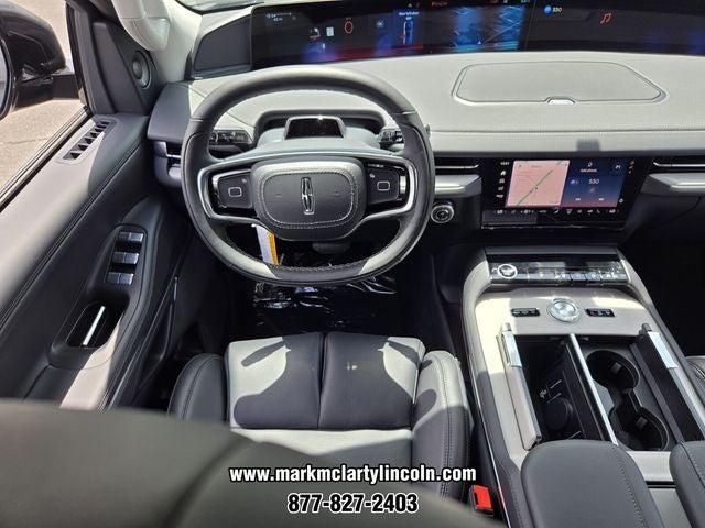 2027 Lincoln Navigator Premiere