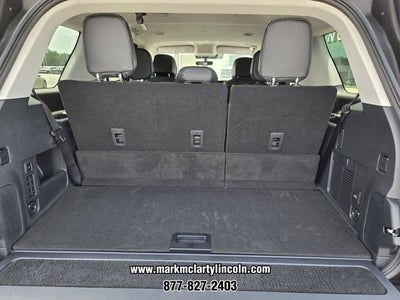 2027 Lincoln Navigator Premiere