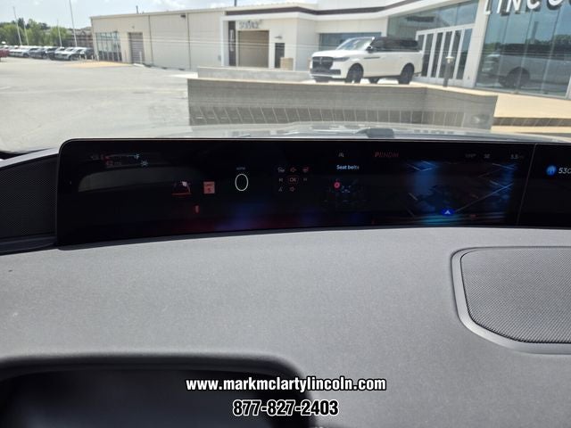 2027 Lincoln Navigator Premiere