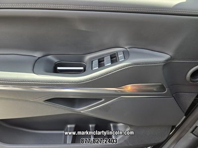 2027 Lincoln Navigator Premiere