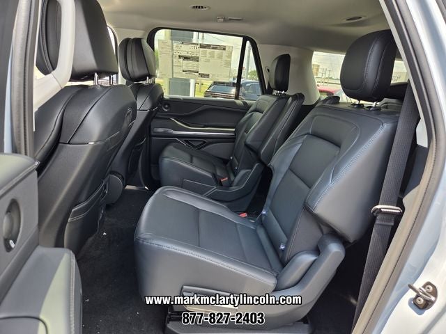 2027 Lincoln Navigator L Premiere