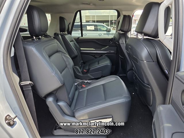 2027 Lincoln Navigator L Premiere