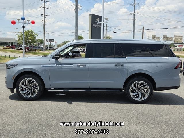 2027 Lincoln Navigator L Premiere