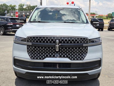 2027 Lincoln Navigator L Premiere