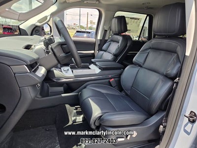 2027 Lincoln Navigator L Premiere