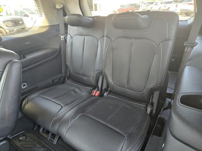 2022 Jeep Grand Cherokee L Laredo