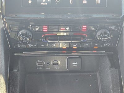 2022 Jeep Grand Cherokee L Laredo