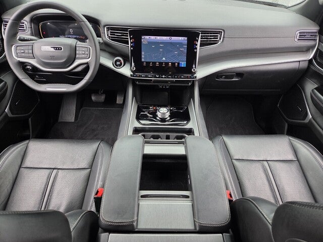 2025 Jeep Wagoneer Base