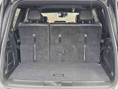 2025 Jeep Wagoneer Base
