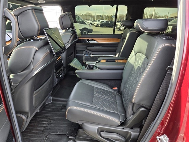 2022 Jeep Grand Wagoneer Series III