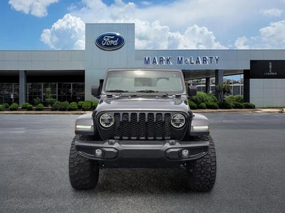 2022 Jeep Gladiator Sport
