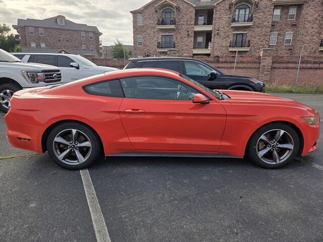 2015 Ford Mustang V6
