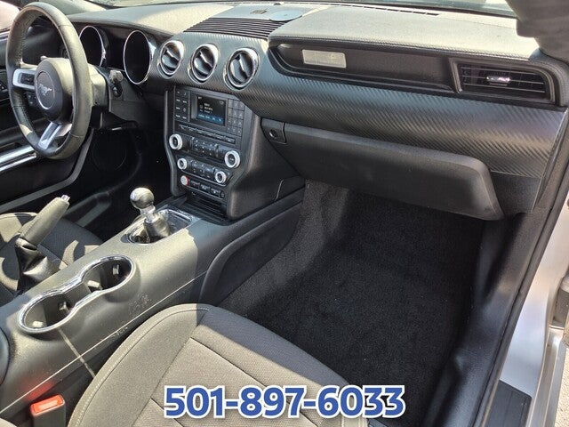 2016 Ford Mustang V6