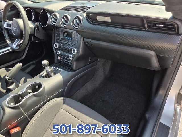 2016 Ford Mustang V6