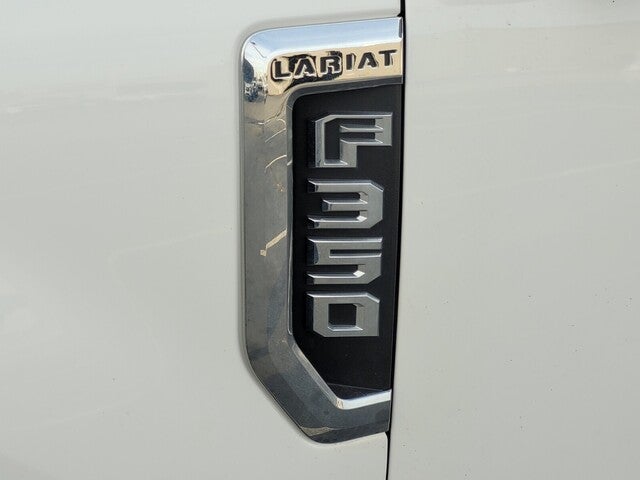 2022 Ford F-350SD Lariat DRW